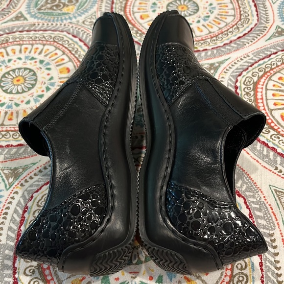 Rieker Antistress Leather Loafer size 39 (US 8) - Picture 5 of 8